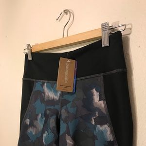 Patagonia Crop Leggings